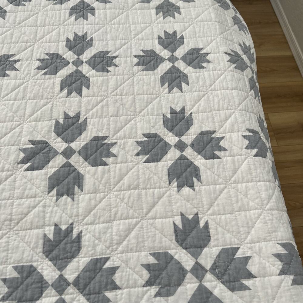 Bee & Willow Neutral White & Gray Full Queen Quilted Coverlet Cotton - Picture 2 of 11